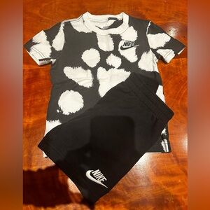 XS Nike Kids Tee and Shorts set